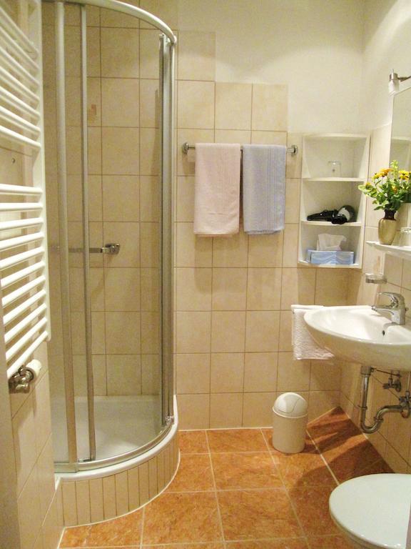 Kur- Und Gastehaus Villa Anna Bad Hofgastein Værelse billede